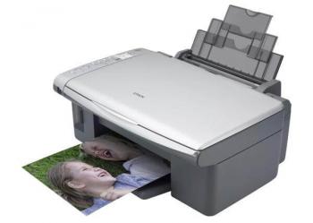 МФУ Epson Stylus CX4700 с перезаправляемыми картриджами МФУ Epson Stylus CX4700 с перезаправляемыми картриджами